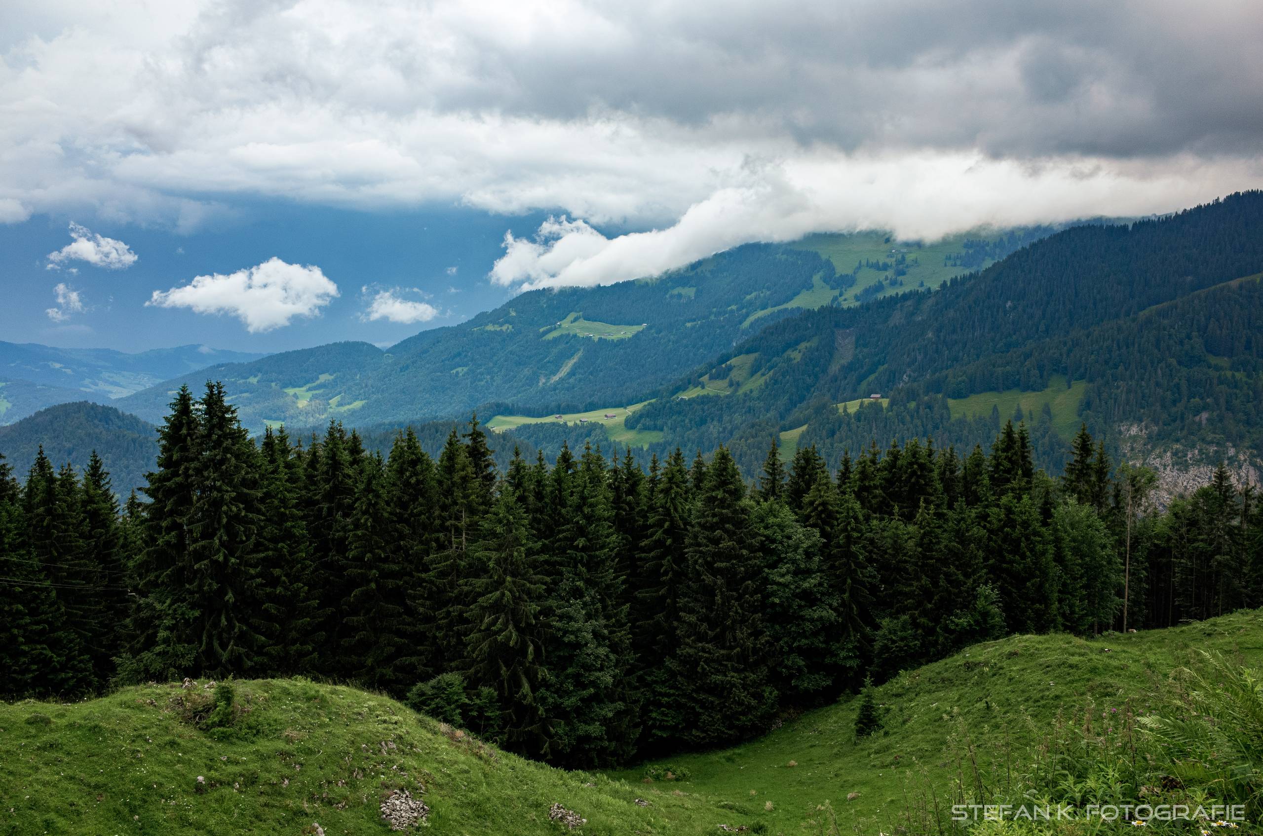 Blick ins Andelsbucher Gewitter